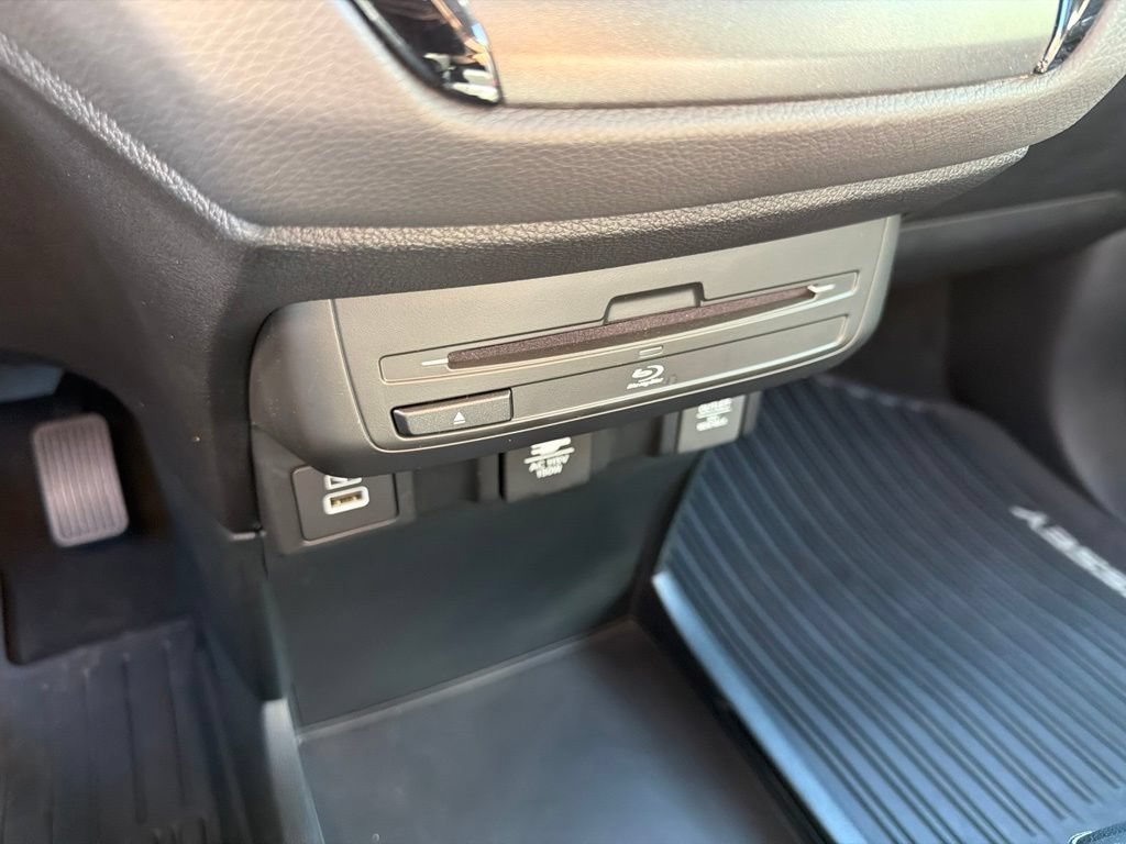 Certified 2024 Honda Odyssey Elite image 35