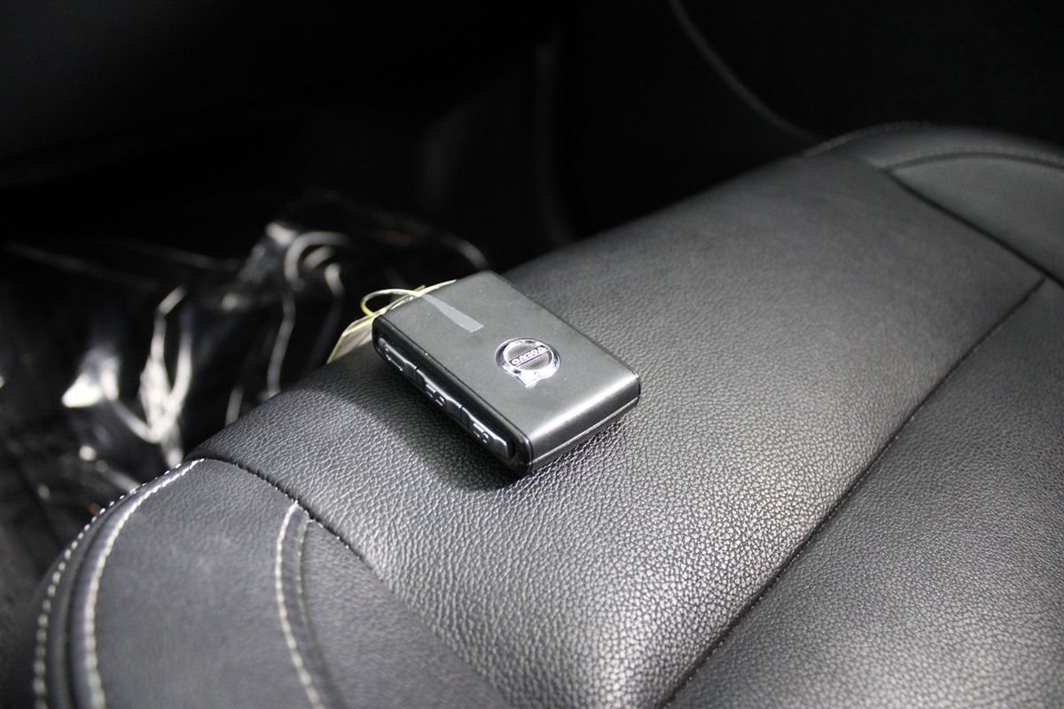 Used 2024 Volvo XC40 B5 Core AWD/4WD image 20