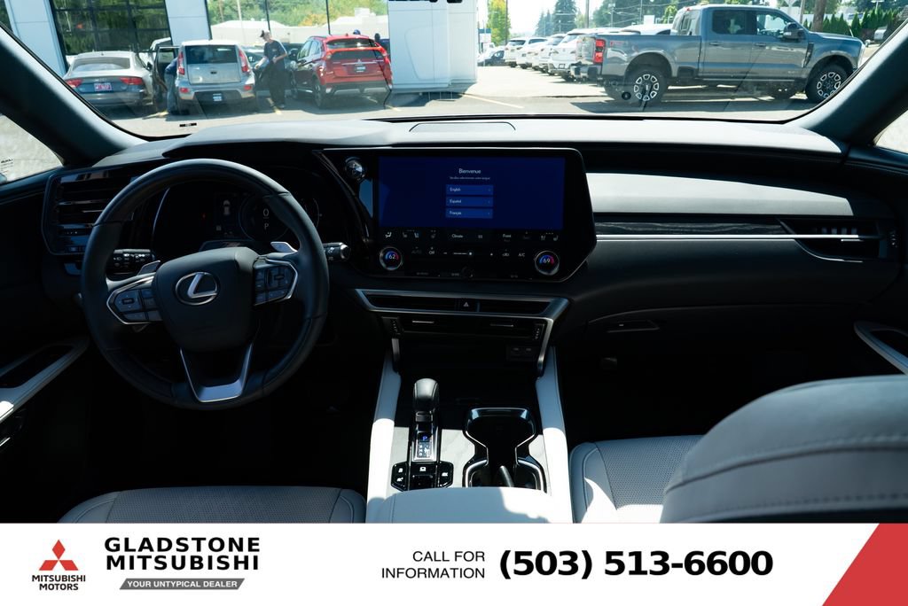Used 2023 Lexus RX 350 AWD w/ Premium Package w/ Accessory Package (Z1) image 9