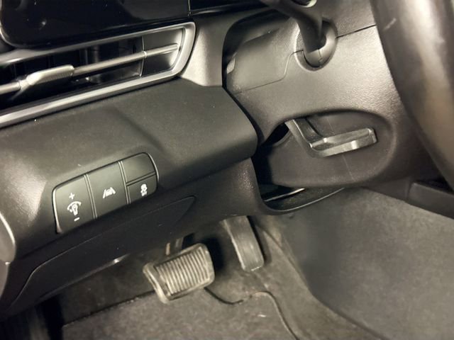 Used 2023 Hyundai Elantra SEL w/ Convenience Package FWD image 20