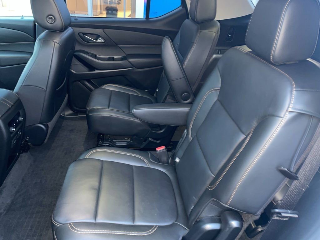 Used 2020 Chevrolet Traverse RS w/ LPO, Floor Liner Package image 9
