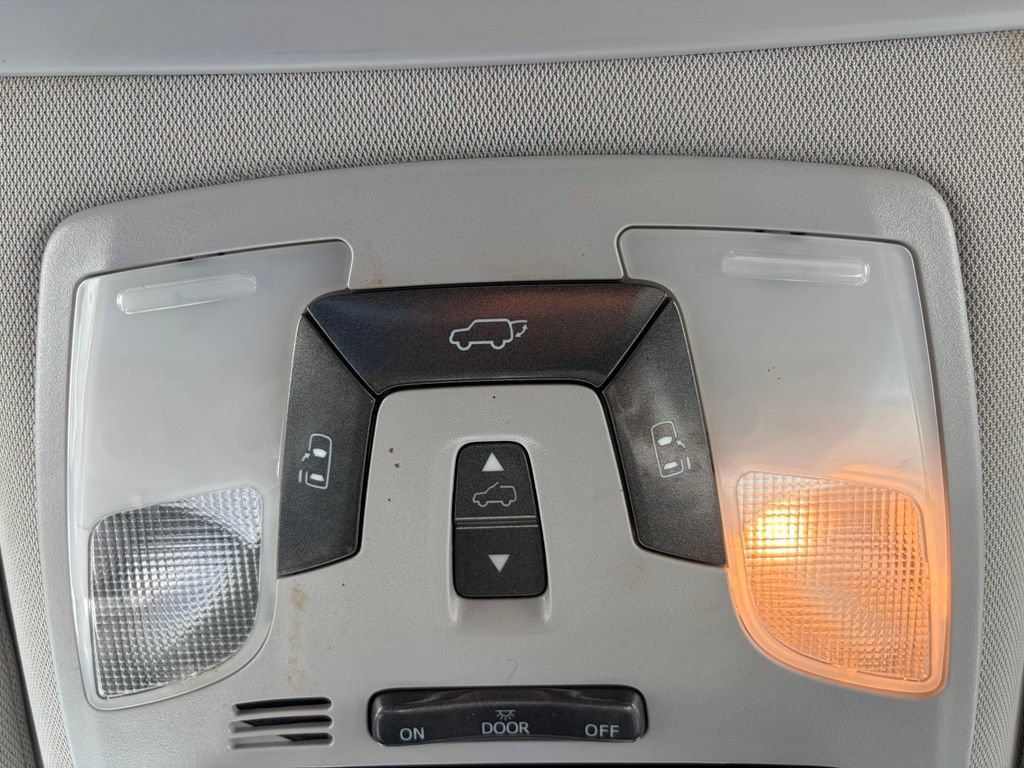 Used 2015 Toyota Sienna XLE w/ XLE Navigation Package FWD image 46
