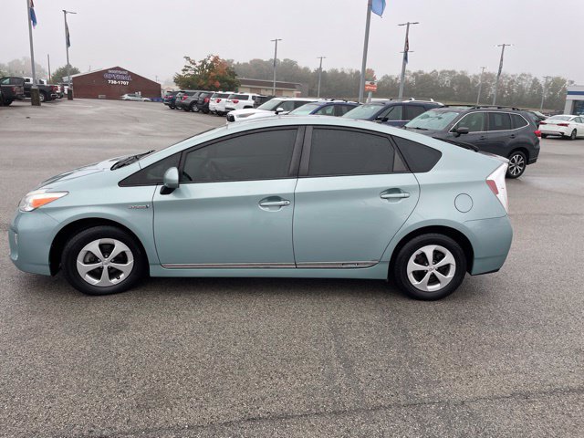 Used 2013 Toyota Prius Two FWD image 2