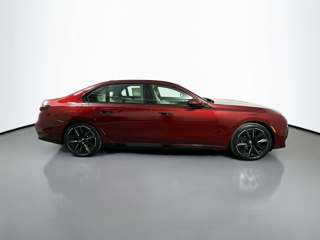 New 2026 BMW 750e xDrive w/ Executive Package image 4