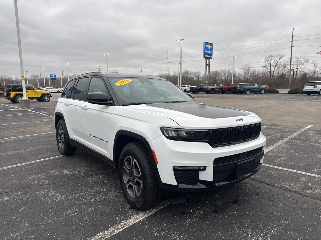 Used 2024 Jeep Grand Cherokee Trailhawk AWD/4WD image 1