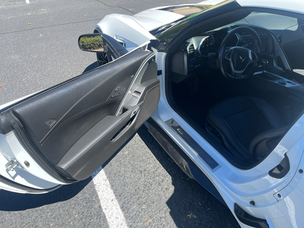 Used 2018 Chevrolet Corvette Grand Sport RWD image 15