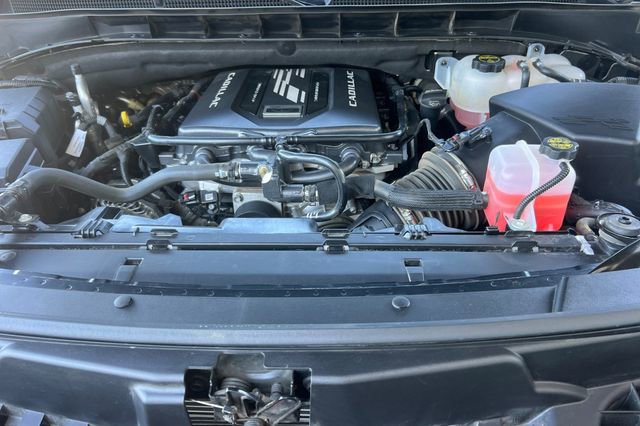 Used 2024 Cadillac Escalade V w/ LPO, ONYX Package image 24