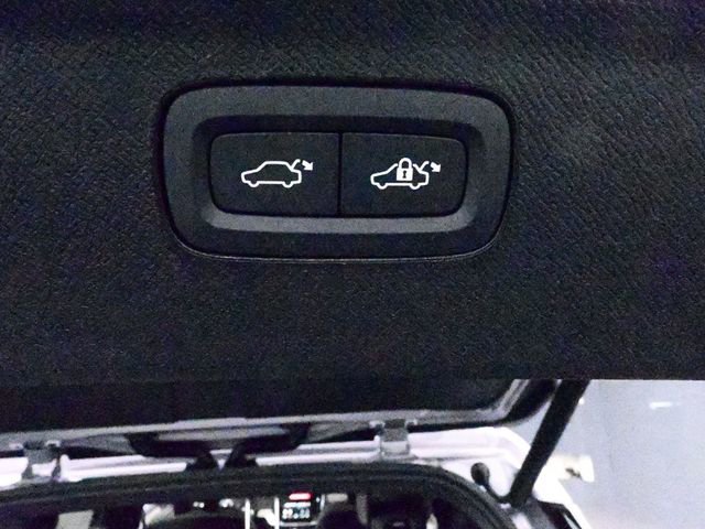 New 2026 Volvo XC90 T8 Core w/ Protection Package Premier image 25