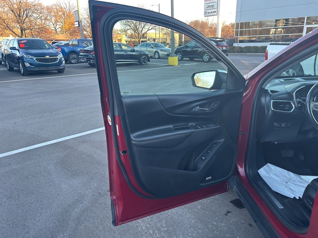 Used 2019 Chevrolet Equinox Premier image 13