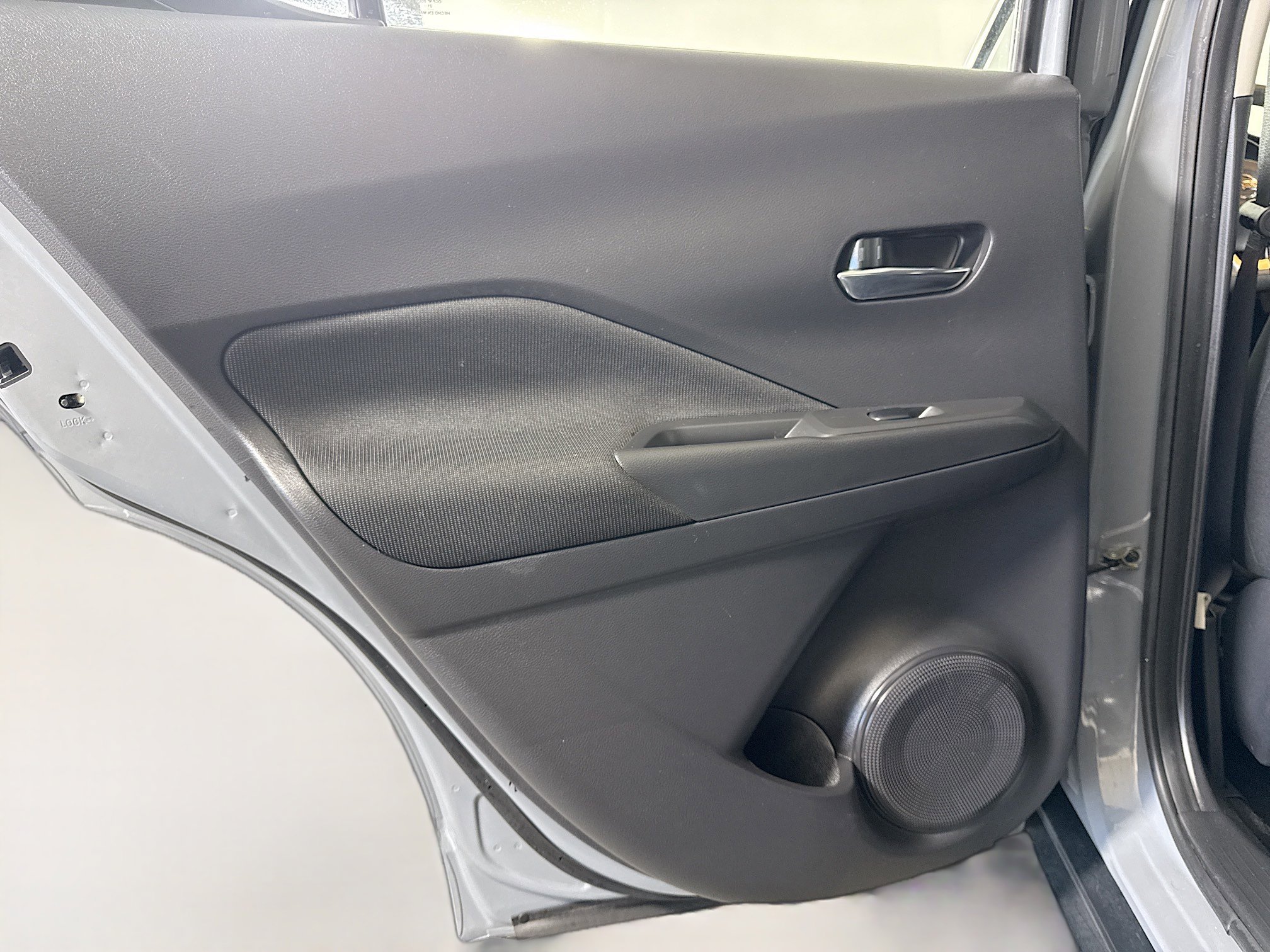 Used 2021 Nissan Kicks SV image 26