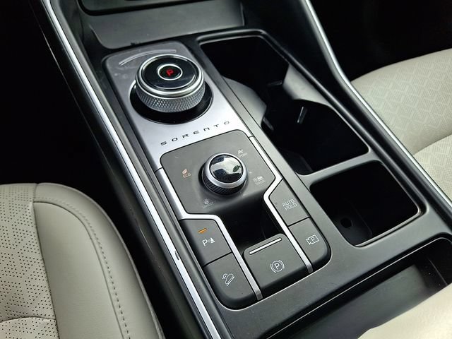 Used 2023 Kia Sorento EX AWD/4WD image 15