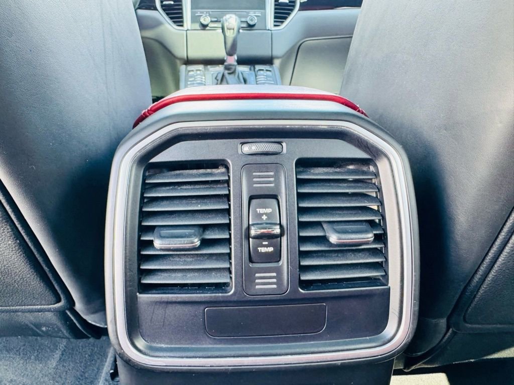 Used 2017 Porsche Macan S image 14