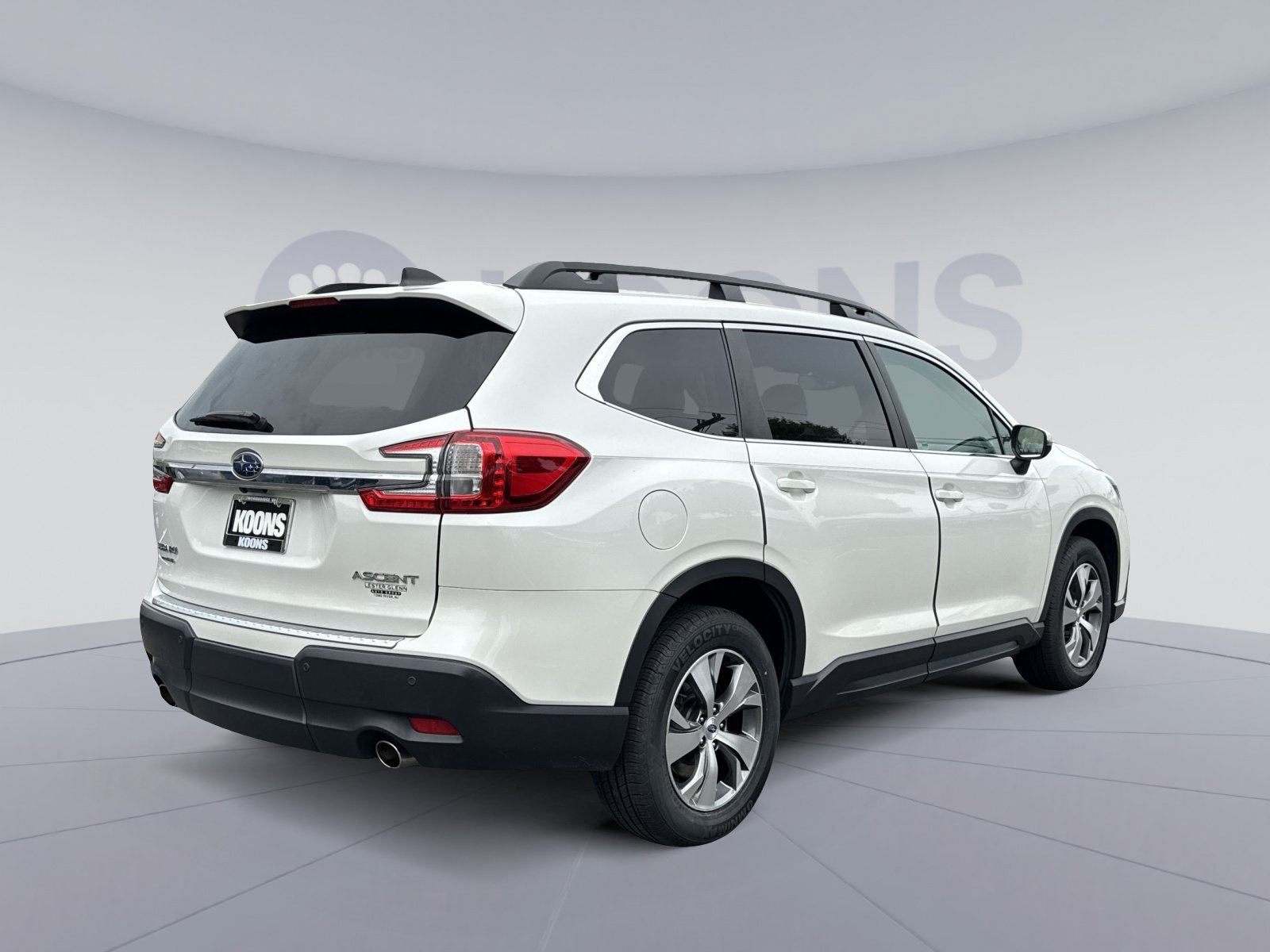 Used 2023 Subaru Ascent Premium w/ Convenience Package AWD/4WD image 7