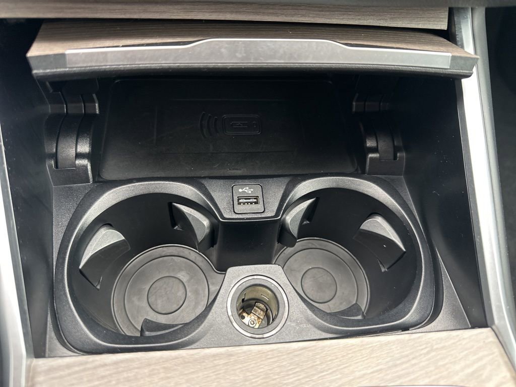 Used 2025 BMW 330i xDrive Sedan image 18