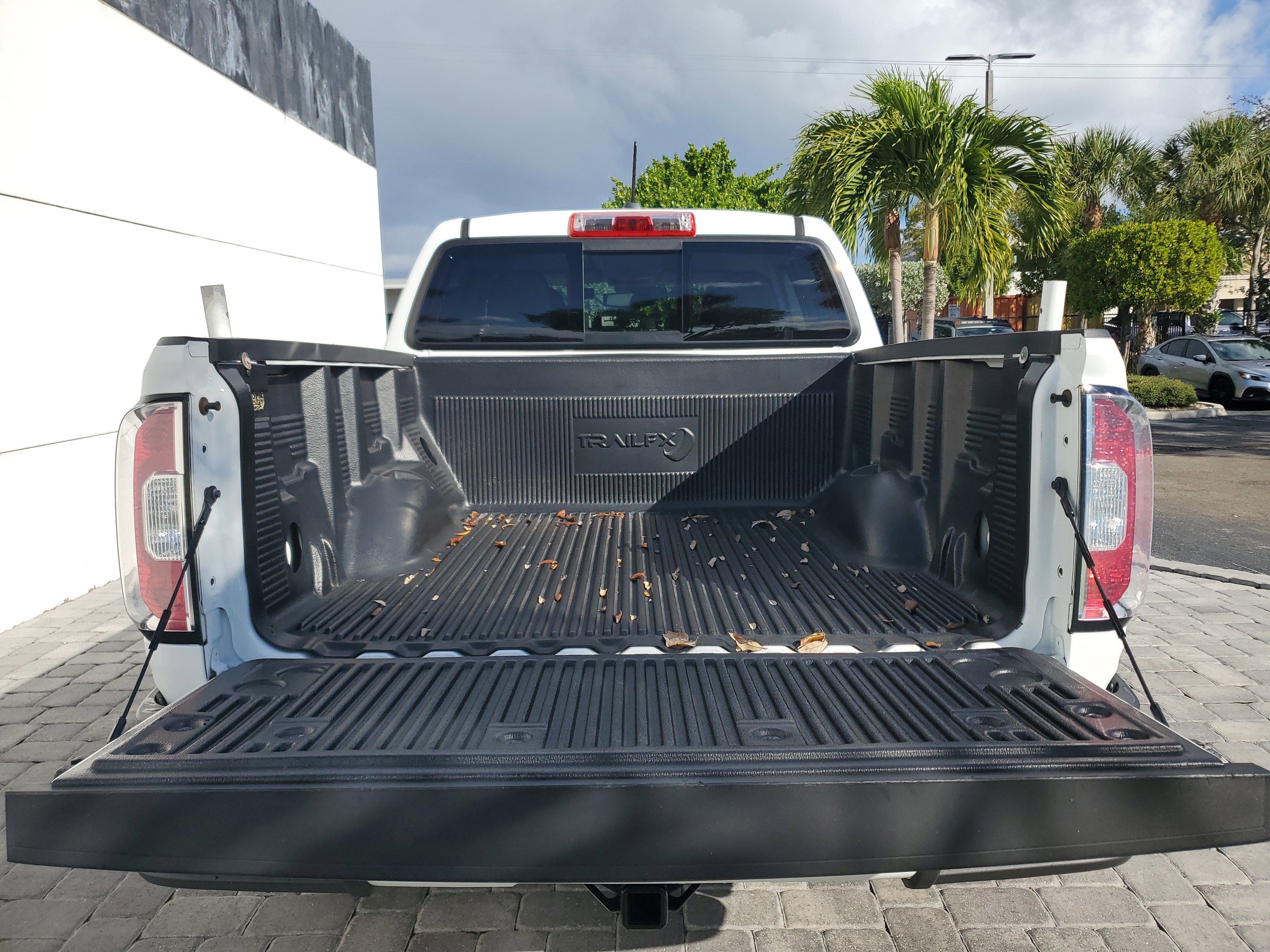 Used 2022 GMC Canyon Elevation w/ Elevation Premium Package image 9