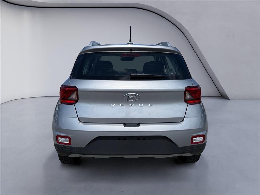 New 2026 Hyundai Venue SEL FWD image 4