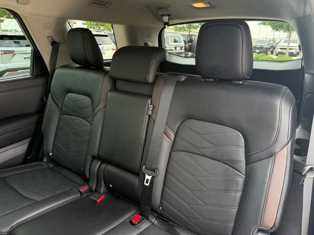 Used 2025 Nissan Pathfinder Platinum w/ Cargo Package AWD/4WD image 27