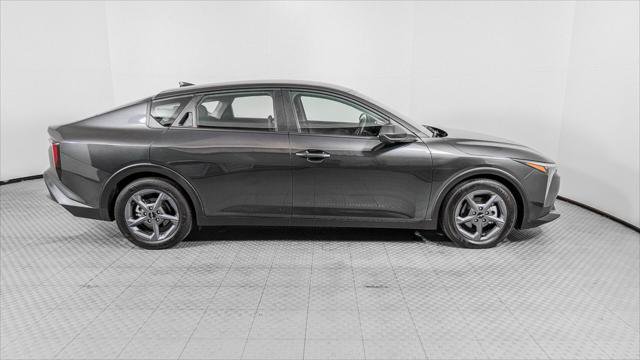Used 2026 Kia K4 FWD image 9