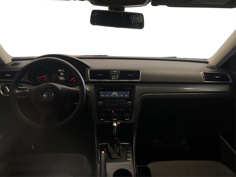 Used 2014 Volkswagen Passat 1.8T S FWD image 19