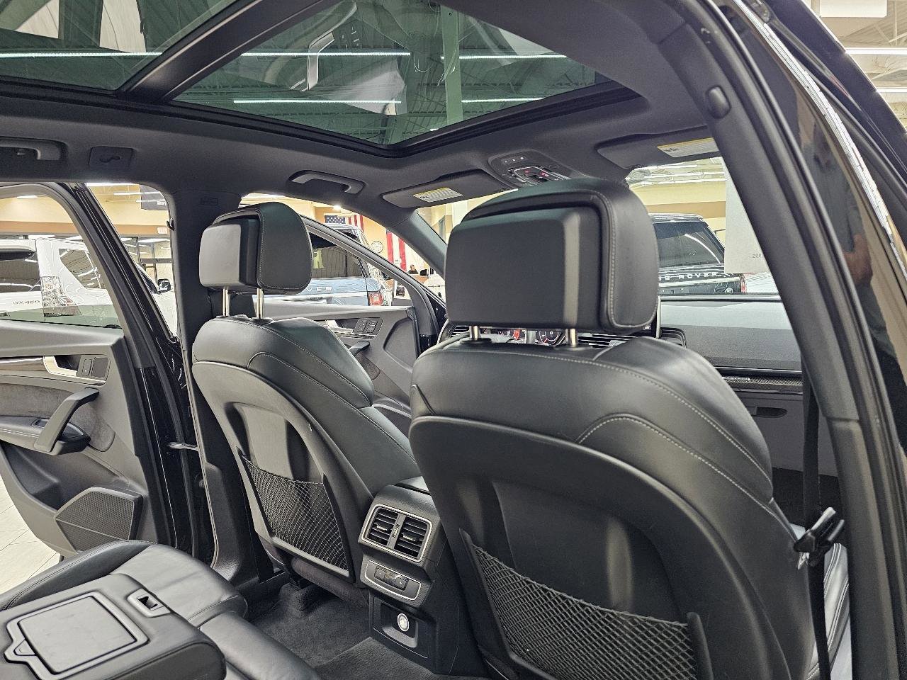 Used 2018 Audi SQ5 Premium Plus w/ S Sport Package image 24