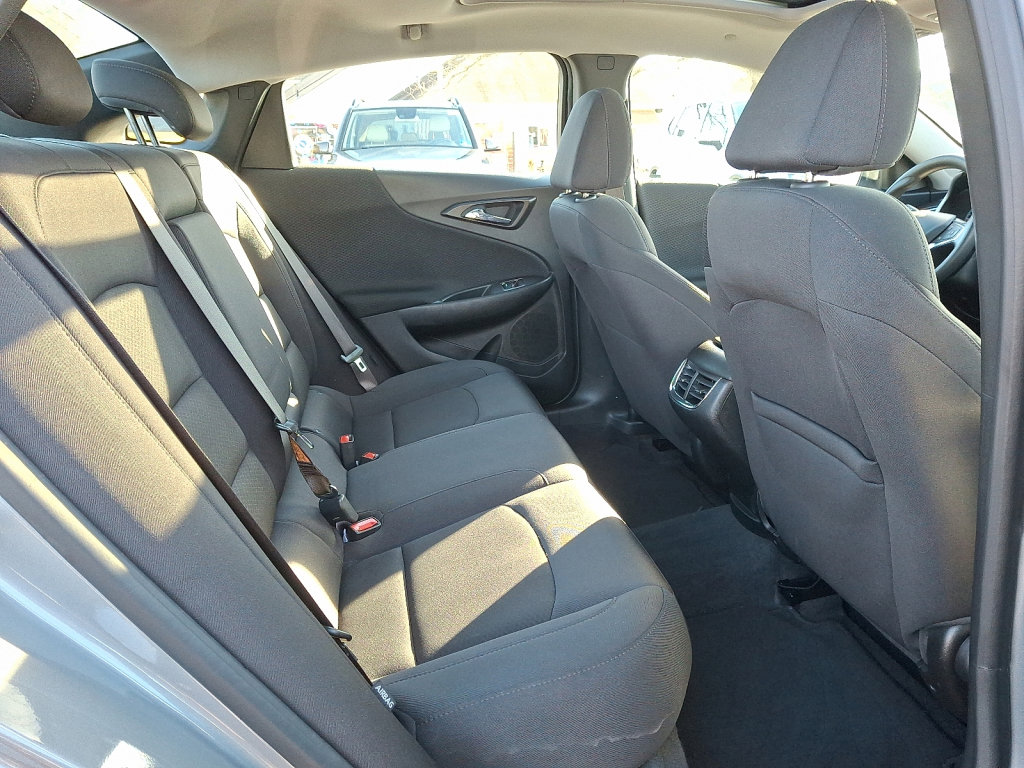 Used 2023 Chevrolet Malibu LT image 15