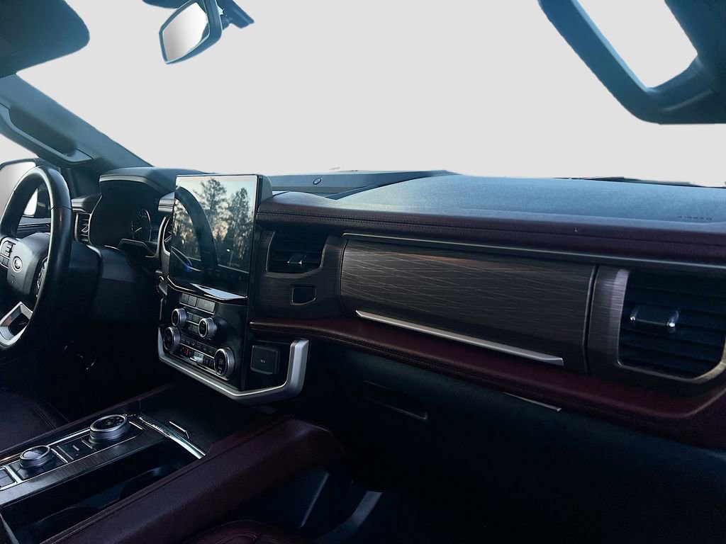 Used 2024 Ford Expedition Max Limited image 33