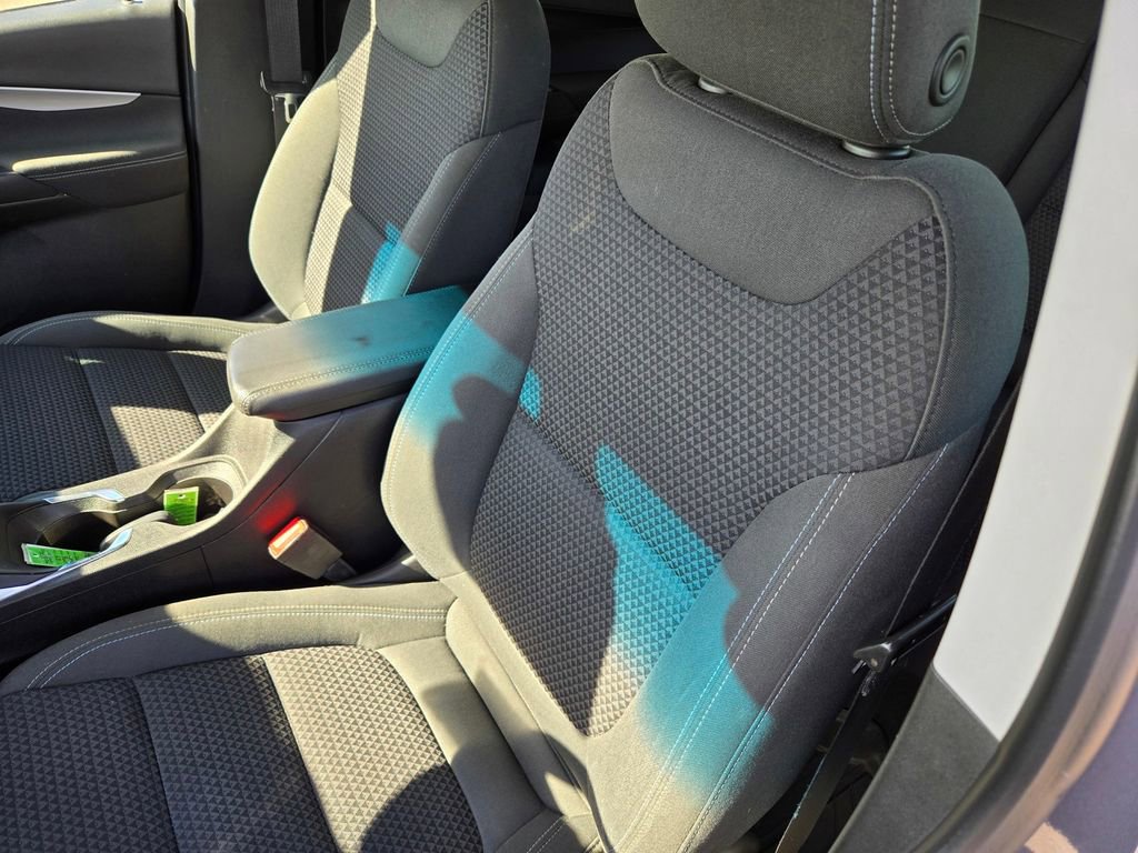 Used 2022 Chevrolet Bolt LT image 12