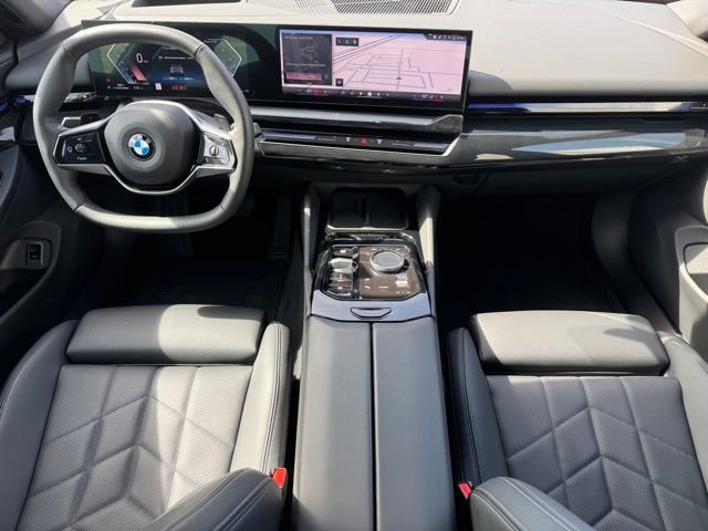 Certified 2026 BMW 530i xDrive image 19