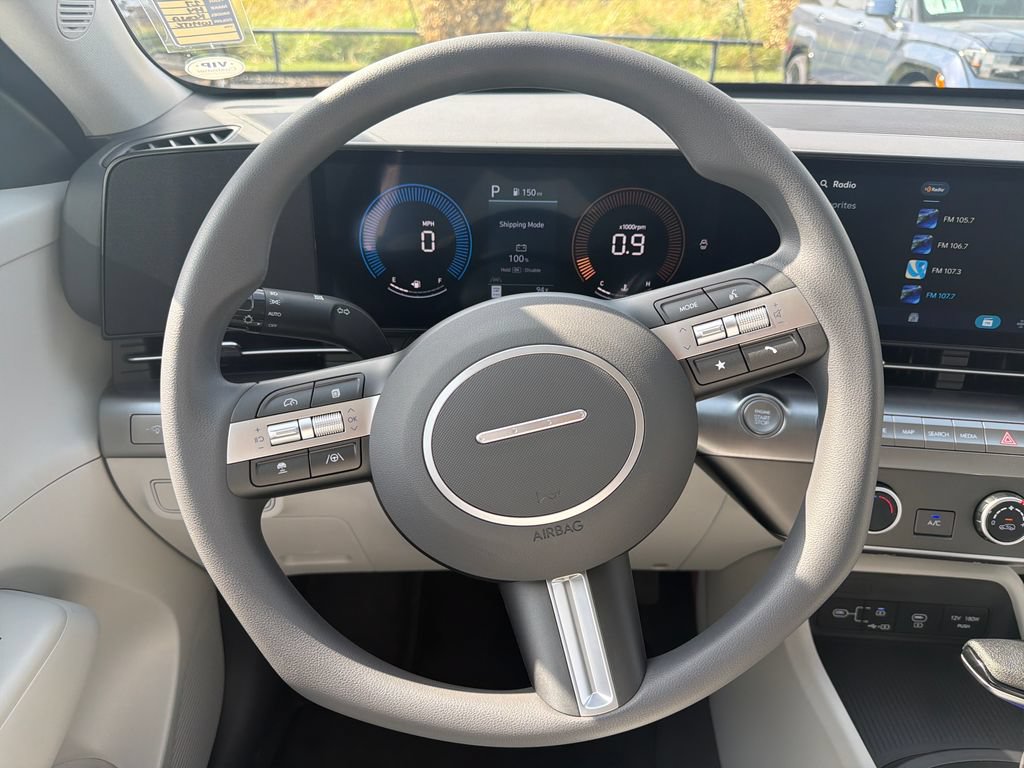 New 2027 Hyundai Kona SE FWD image 24