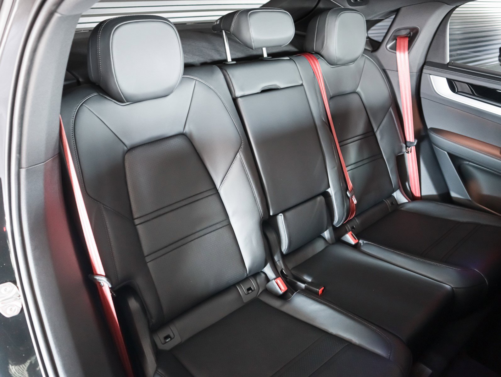 New 2026 Porsche Cayenne S image 6