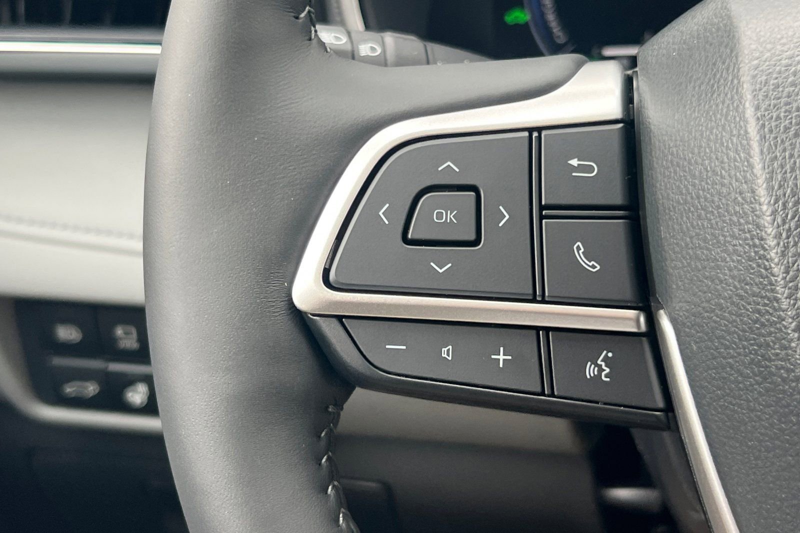 New 2026 Toyota Highlander Platinum image 28