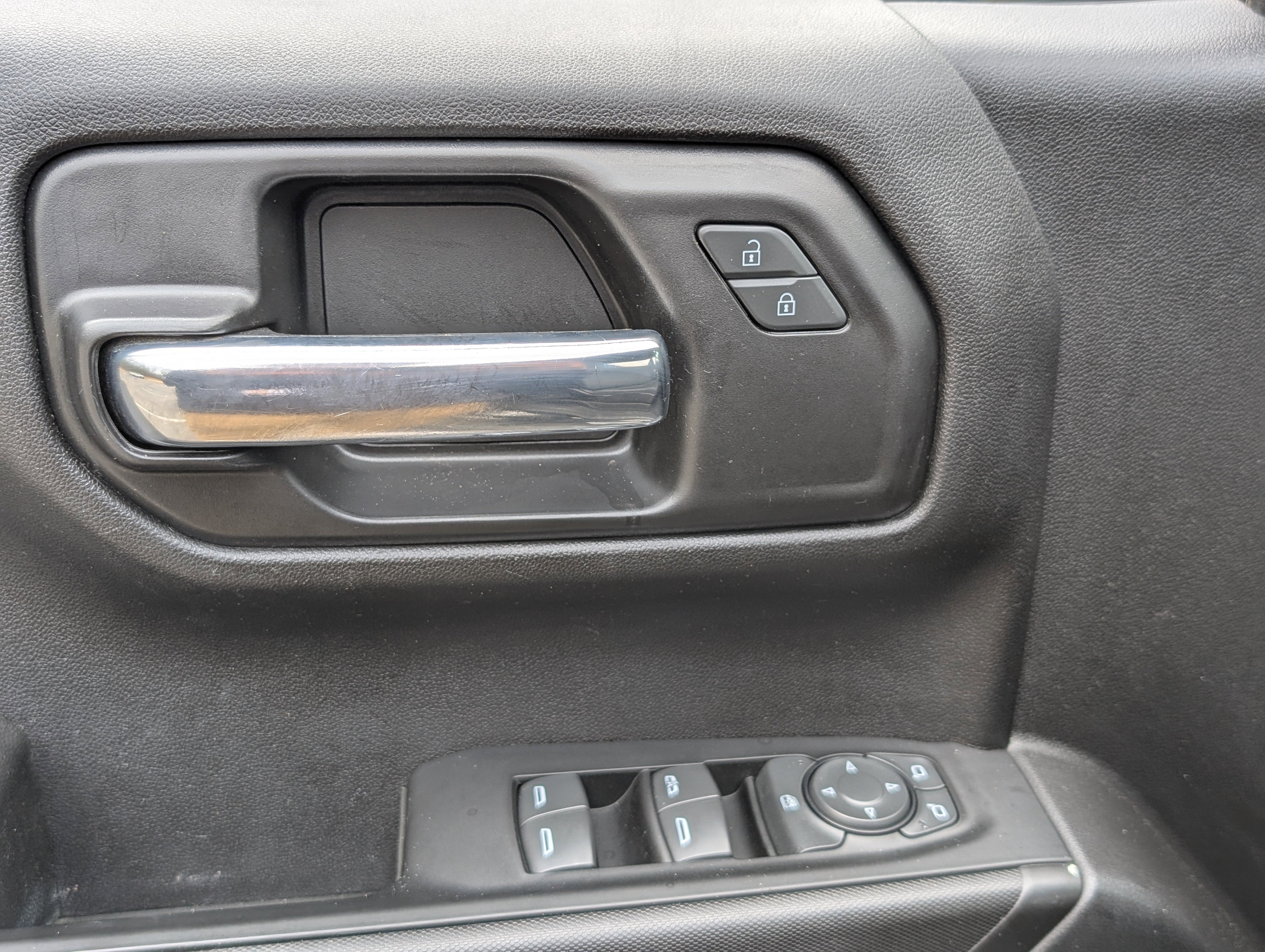 Used 2022 Chevrolet Silverado 1500 Custom w/ Rally Edition image 15