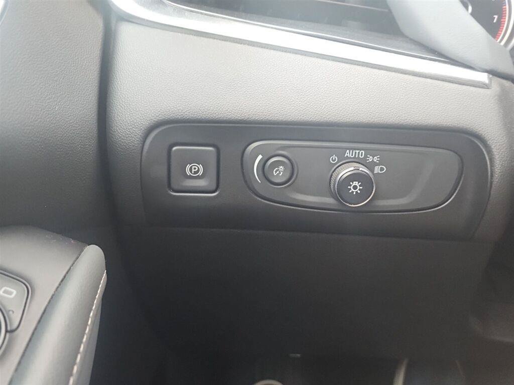 Used 2020 Buick Enclave Essence AWD/4WD image 42