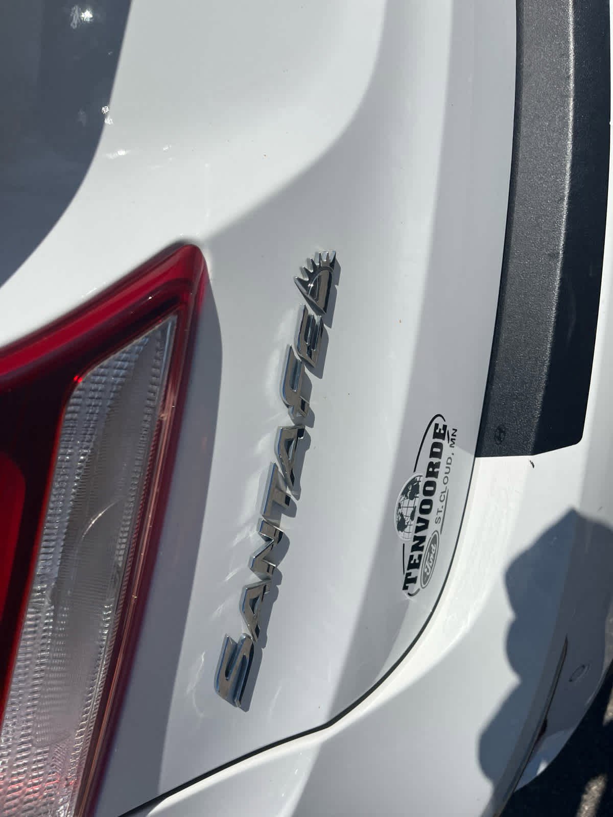 Used 2017 Hyundai Santa Fe Limited w/ Cargo Package AWD/4WD image 8