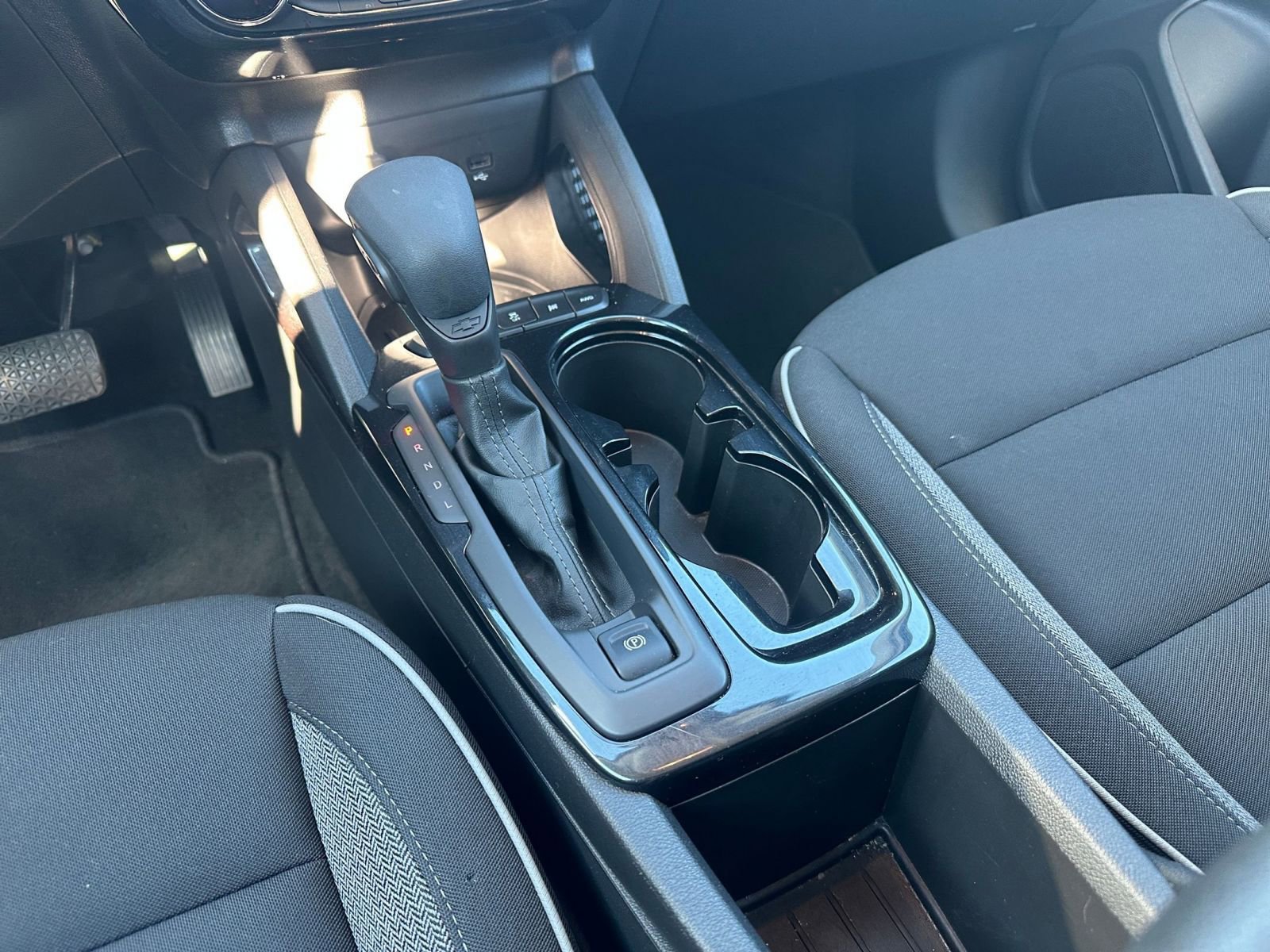 Used 2025 Chevrolet TrailBlazer LT w/ Driver Confidence Package image 39