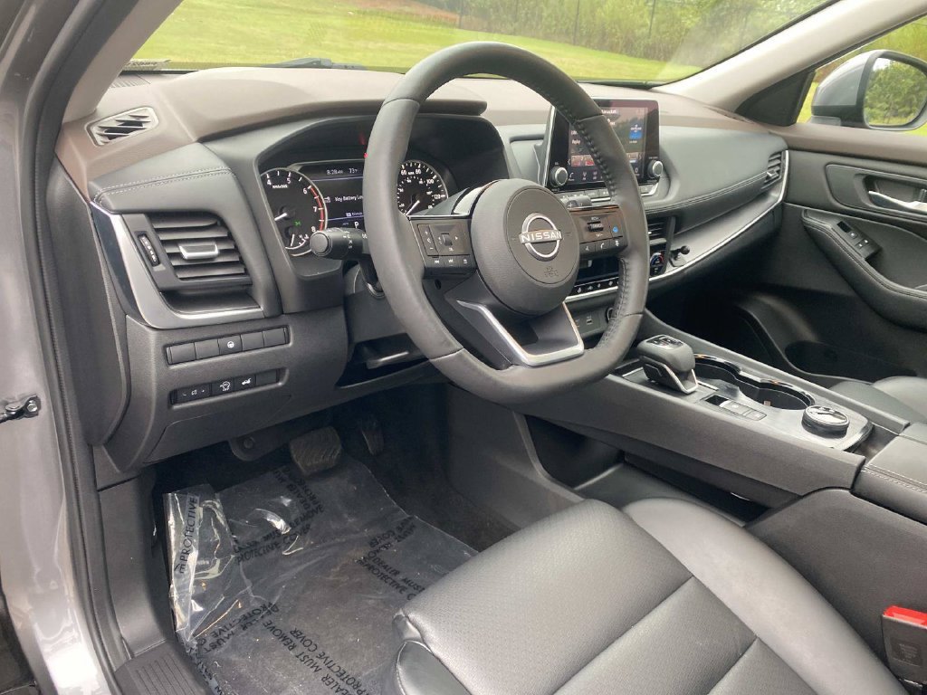 Used 2023 Nissan Rogue SV w/ SV Premium B Package AWD/4WD image 22