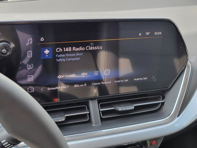 New 2026 Chevrolet Trax LT w/ Sunroof Package FWD image 19