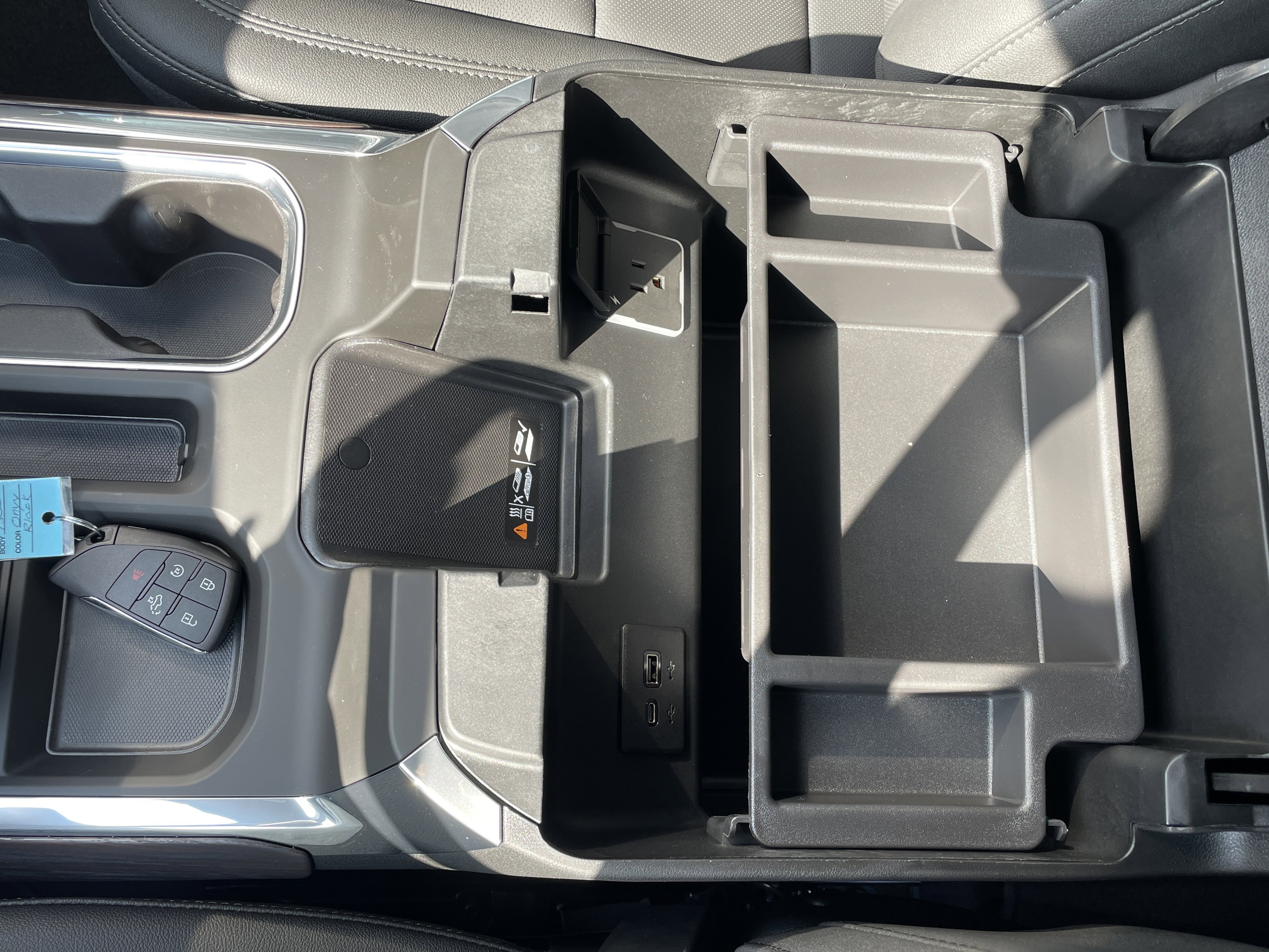 New 2026 GMC Sierra 1500 SLT w/ SLT Premium Package image 42