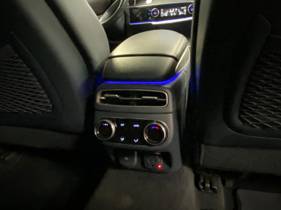 Used 2023 Genesis GV70 2.5T w/ Sport Prestige Package image 42