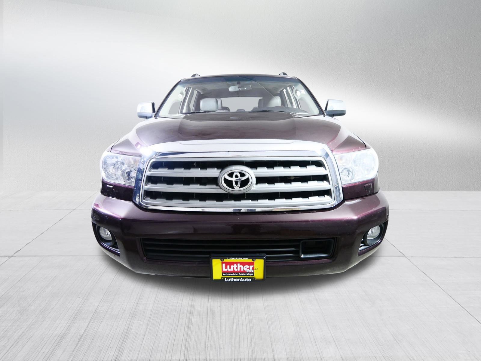 Used 2012 Toyota Sequoia Platinum image 2