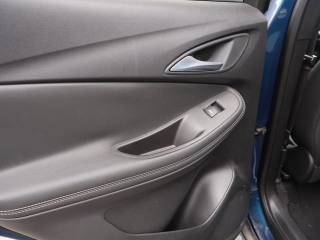 Used 2020 Buick Encore GX Preferred w/ Cold Weather Comfort Package FWD image 8