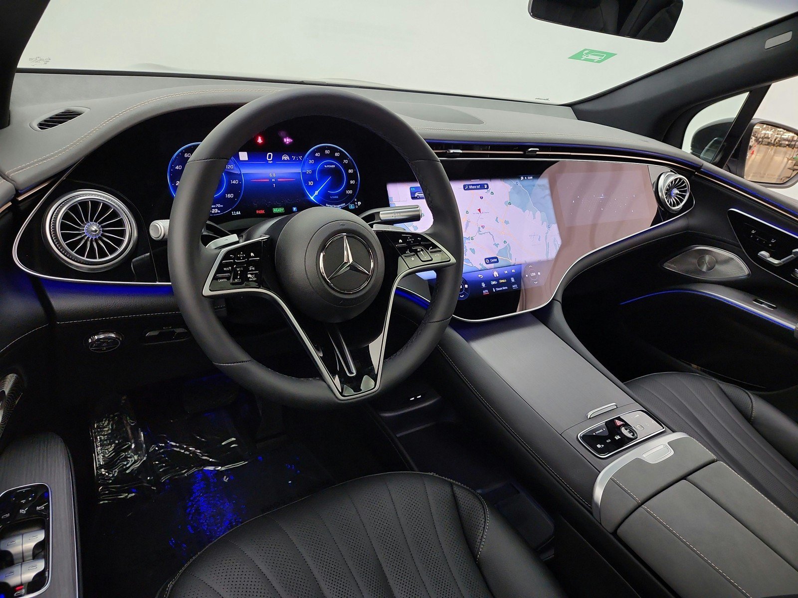 New 2027 Mercedes-Benz EQS 400 4MATIC SUV image 9