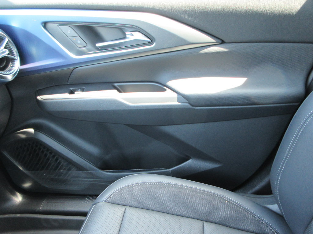New 2026 Chevrolet Equinox EV LT FWD image 31