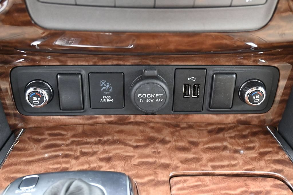 Used 2020 Nissan Armada Platinum w/ Captain's Chairs Package AWD/4WD image 27