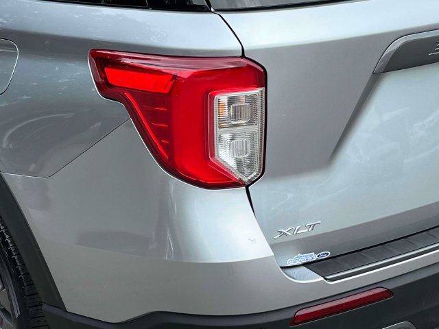 Certified 2024 Ford Explorer XLT w/ Equipment Group 202A AWD/4WD image 10
