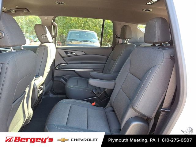 Certified 2025 Chevrolet Traverse LT image 31