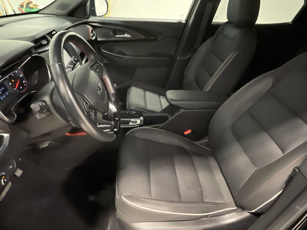 Used 2022 Chevrolet TrailBlazer RS image 3