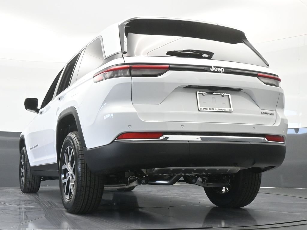 Used 2025 Jeep Grand Cherokee Limited image 58