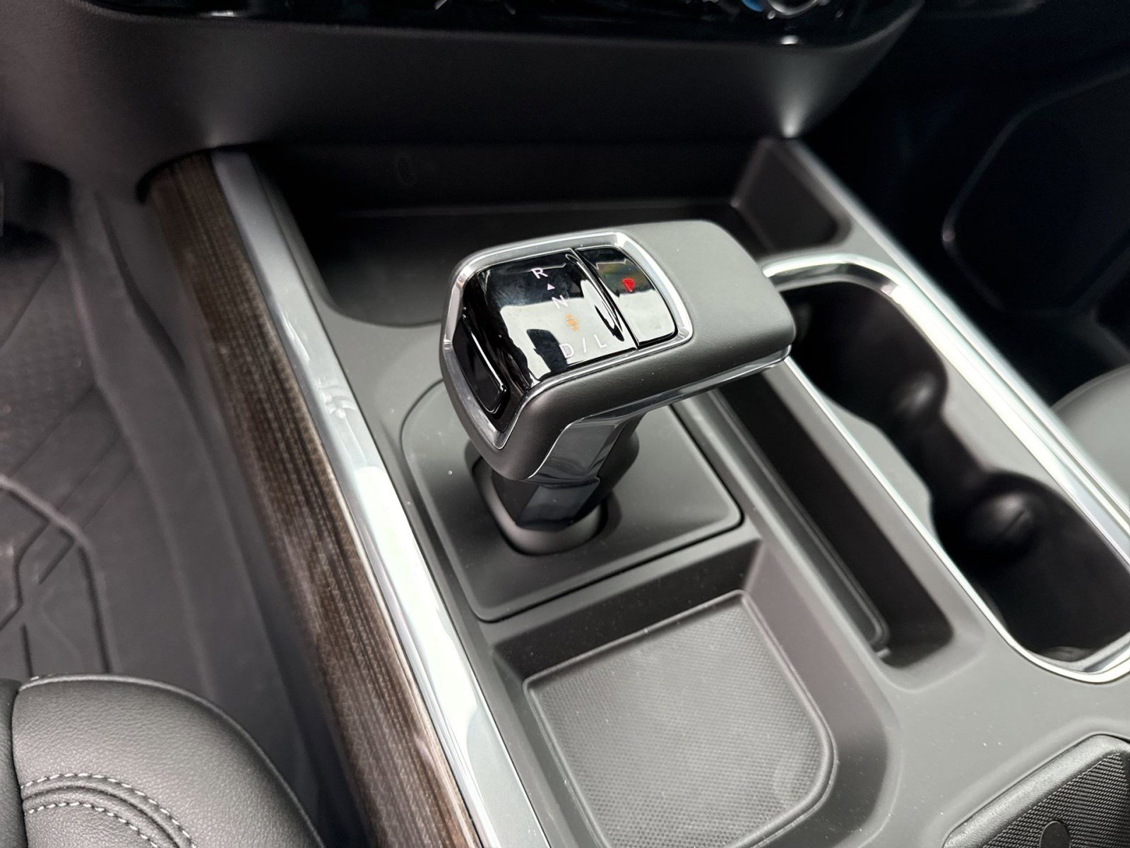 New 2026 Chevrolet Silverado 1500 RST w/ RST All Star Premium Package AWD/4WD image 16
