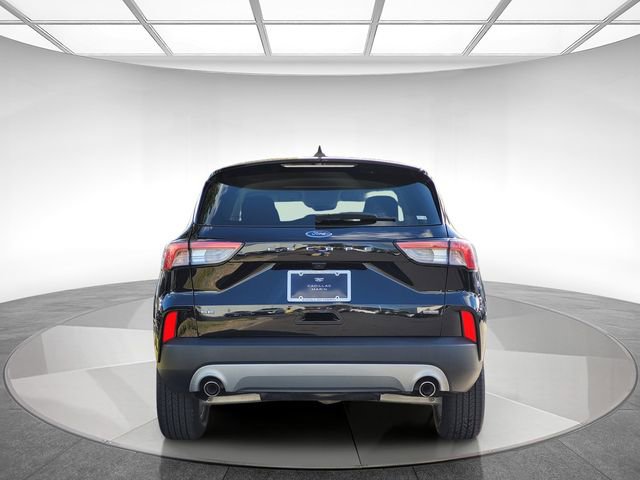 Used 2022 Ford Escape SE image 6